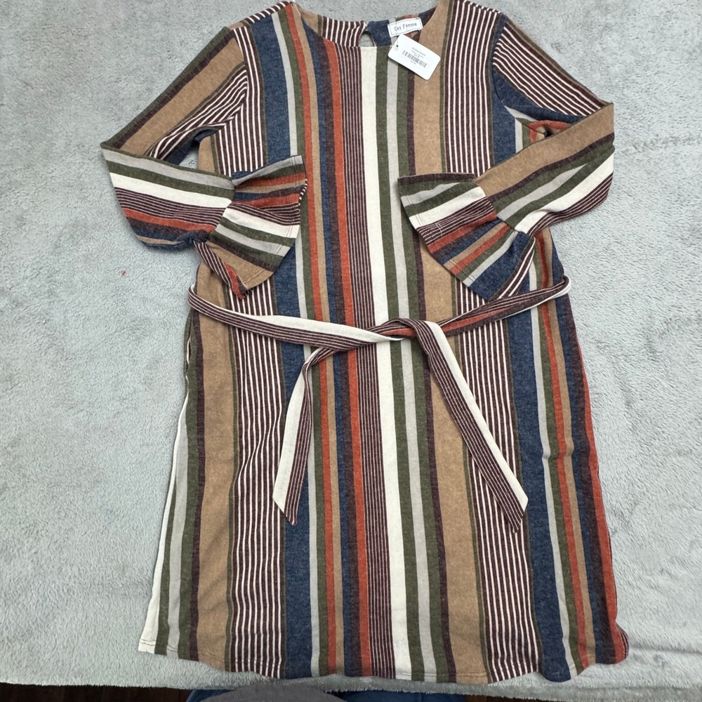 NWT Dress‎ Ces Femme Dress Women's Size Medium Striped BRAND NEW!